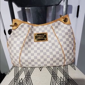 Louis Vuitton Galliera Leather Tote
